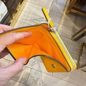 折りたたみ財布 Tory Burch Emerson Patent Mini Wallet 149910 Tory Burch | Bags | Tory Burch Emerson Patent Mini Wallet